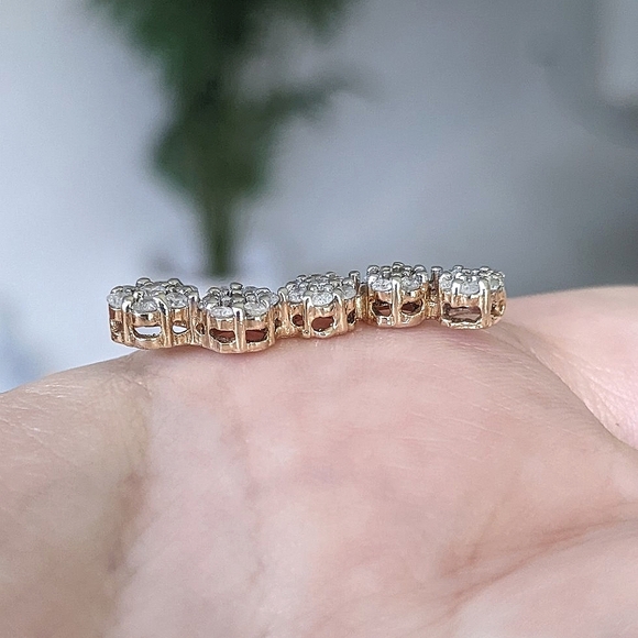 10K solid gold diamond five flower cluster pendant - Picture 6 of 11